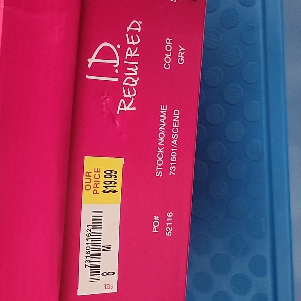 Womens boots by I.D. required size 8